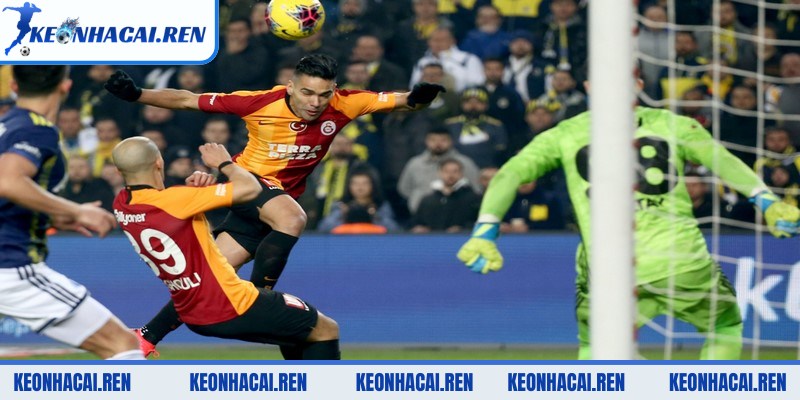 Soi kèo Galatasaray vs Fenerbahçe - Đại chiến Istanbul - soi keo galatasaray vs fenerbahce phan tich chuyen sau Phân tích chuyên sâu khi soi kèo Galatasaray vs Fenerbahçe