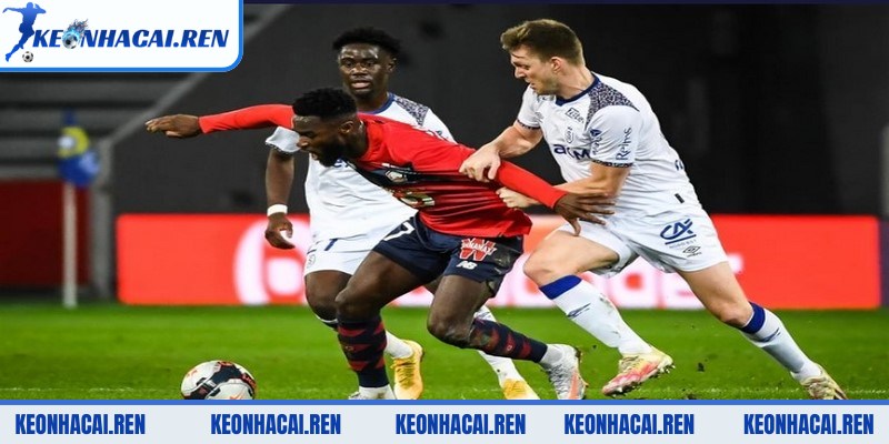 Soi Kèo Lille Vs Reims - Nhận Định Kèo Chính Xác Nhất - soi keo lille vs reims tan dung san nha Lille tận dụng sân nhà để kiểm soát bóng trong hiệp 1